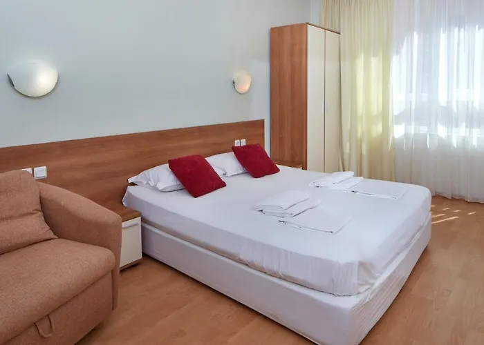 Aparthotel Pollo Sluneční pobřeží