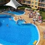 Pollo Apartahotel 3*