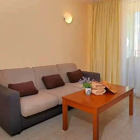 Aparthotel Pollo 3*