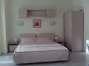 Aparthotel Pollo 3*