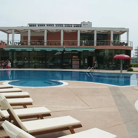 Hotel de apartamente Pollo 3*