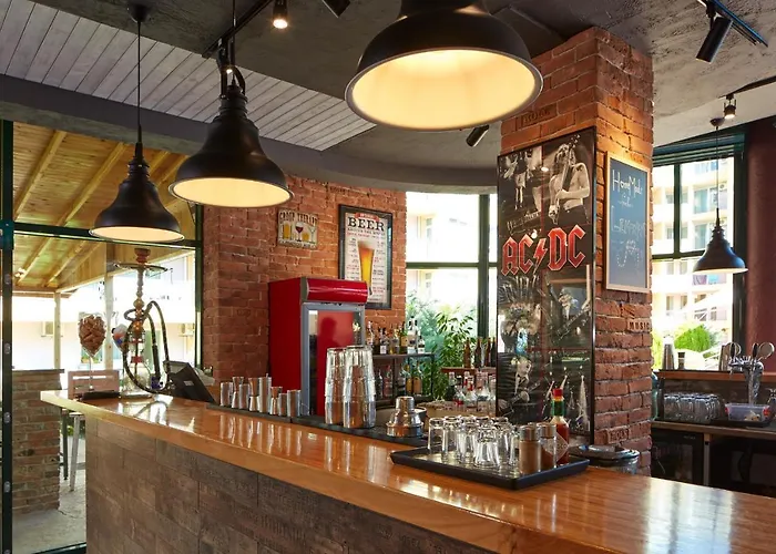 ポッロ アパートホテル 3*