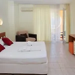 Pollo 3* סאני ביץ'