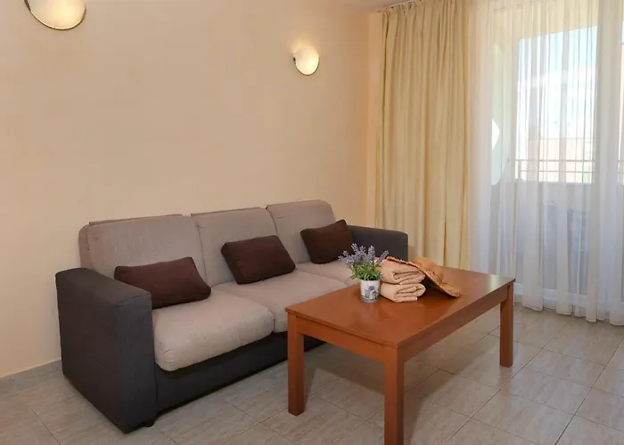 Apartahotel Pollo 3*